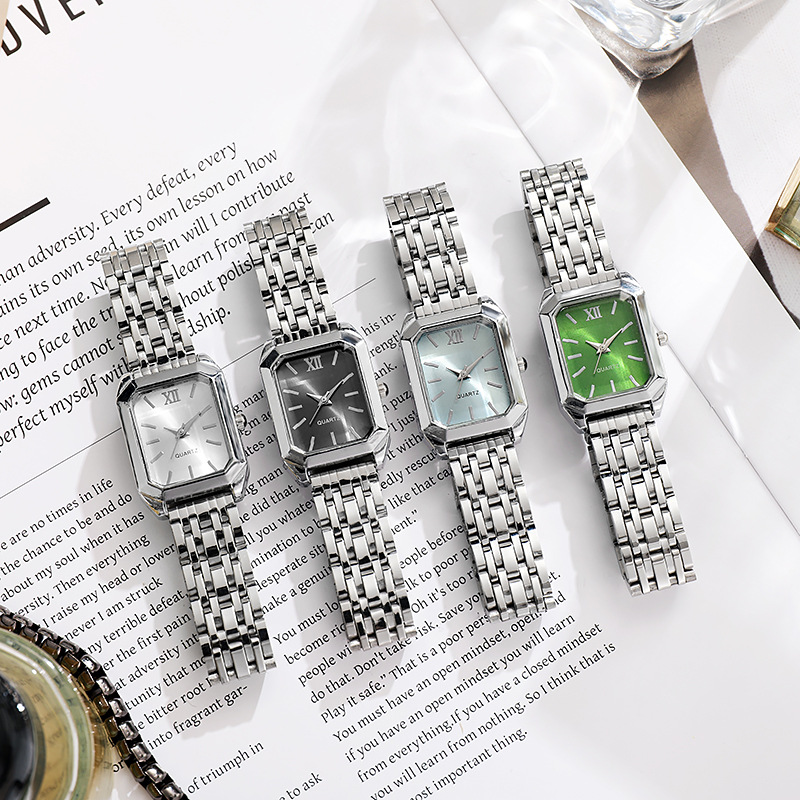 Famous Brand Women Watch No Lo - Luxury Watch On Sale recension och pris
