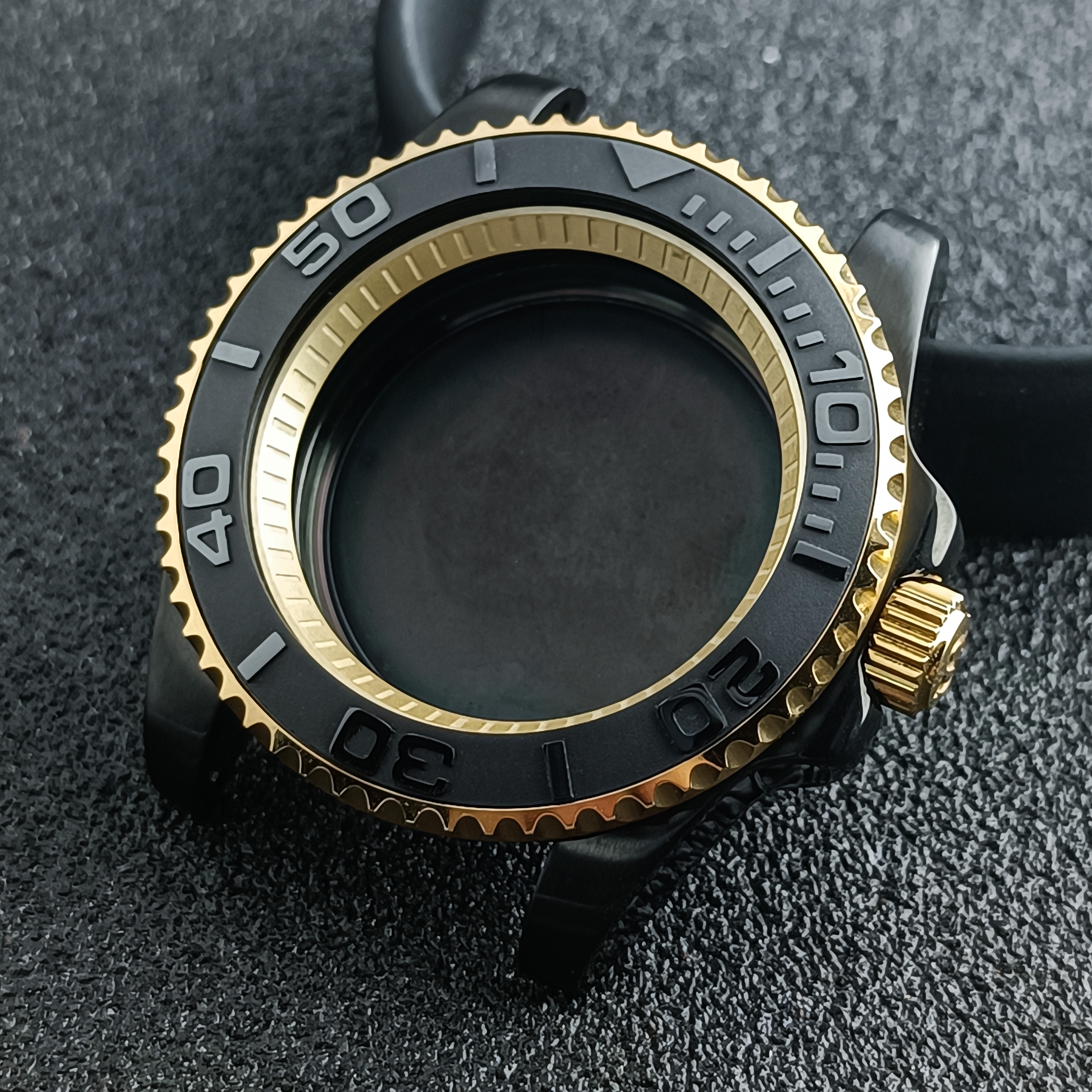 NH35 Case 40.5mm black gold/ro - Bronze Case Watch recension och pris